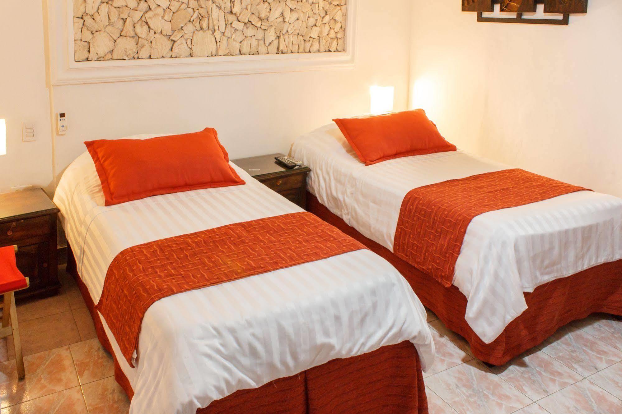 Hotel Casa Los Puntales Cartagena Bagian luar foto